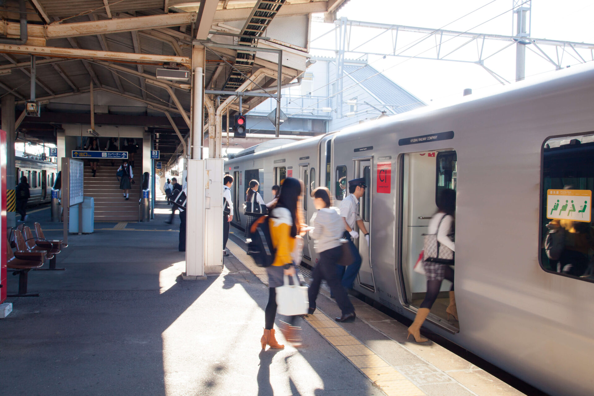 江北駅は特急列車も停車し都市部へのアクセス良し