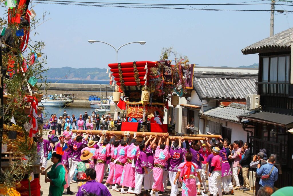 沼島八幡神社の春祭り