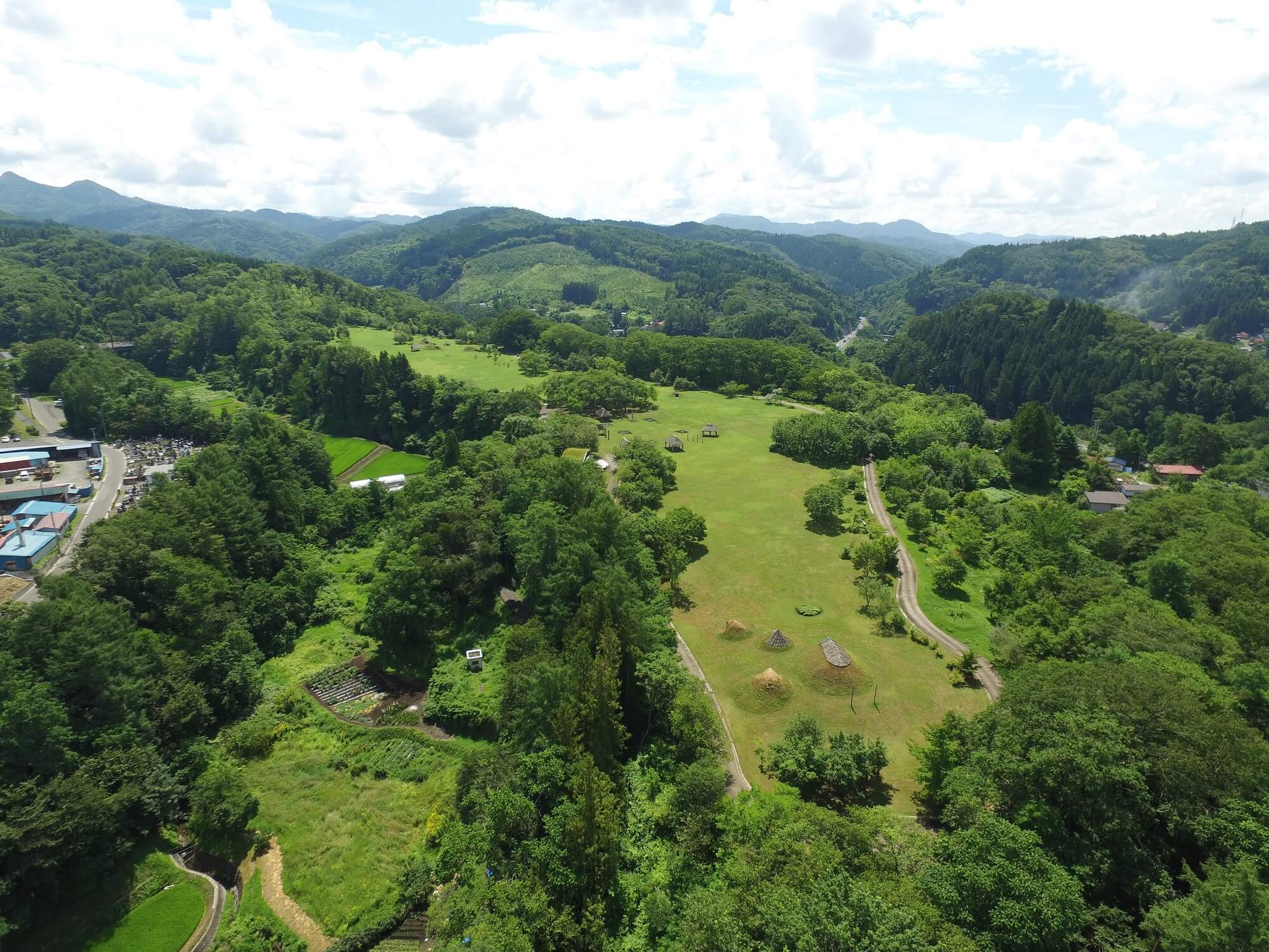 御所野遺跡（全景）