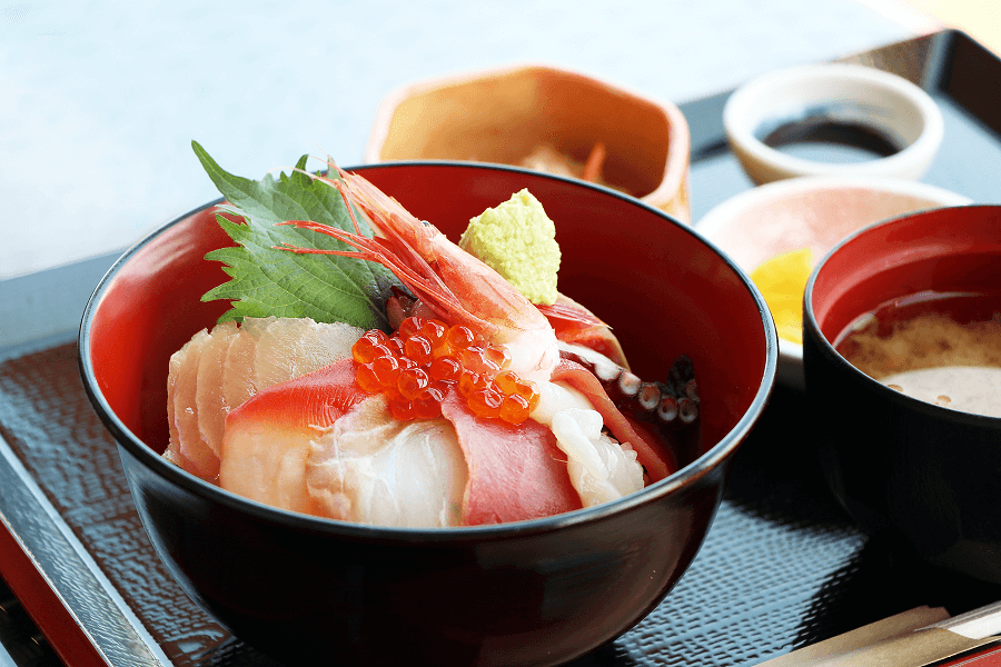 元気いちばで大人気の「元気丼」