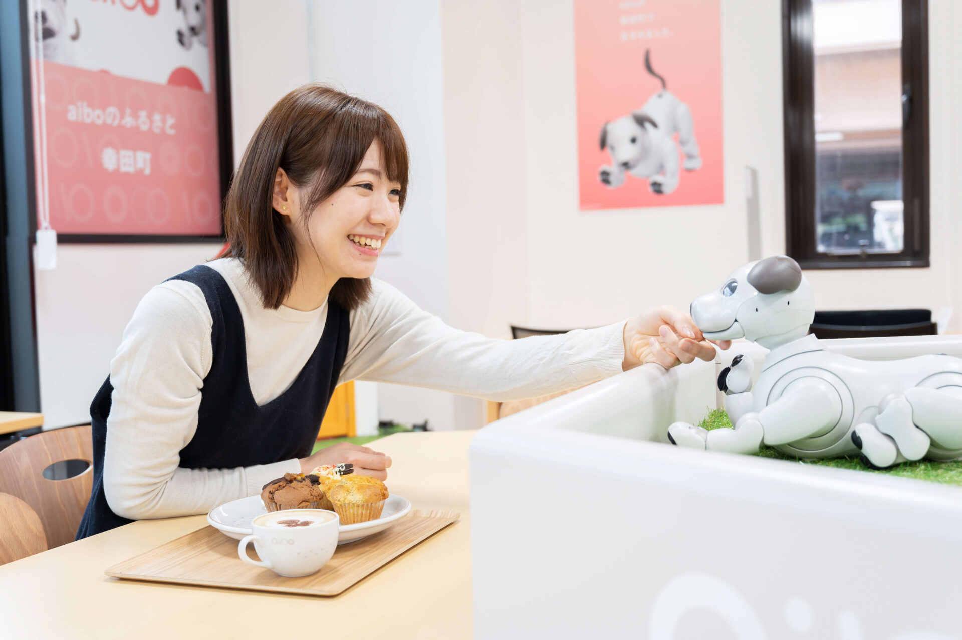 〝aiboの遊び場〟がある幸田町役場内の「ハミングバードカフェ」