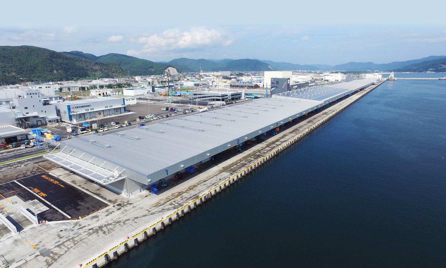 最も長い魚市場としてギネス認定された「石巻魚市場」国内屈指の水揚げ高を誇る