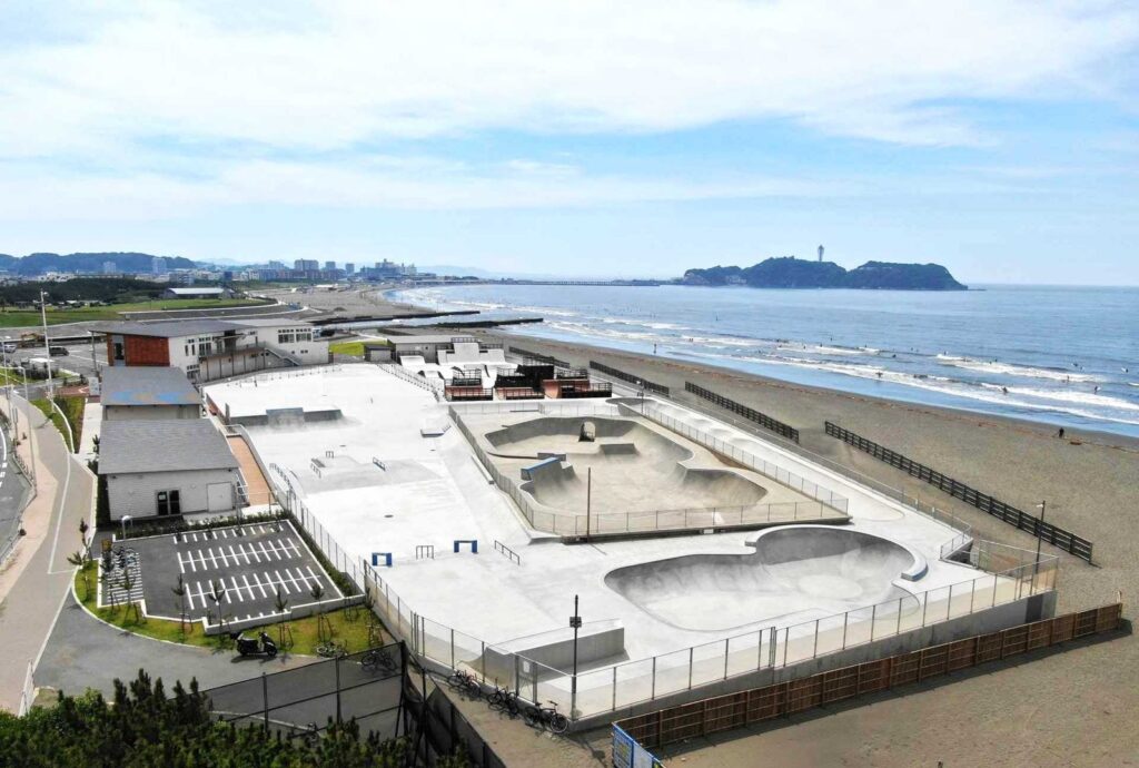 「カルチャー」「人」「場所」の観点から「育む」ことをテーマに名付けられた「鵠沼海浜公園（HUG-RIDE PARK）」