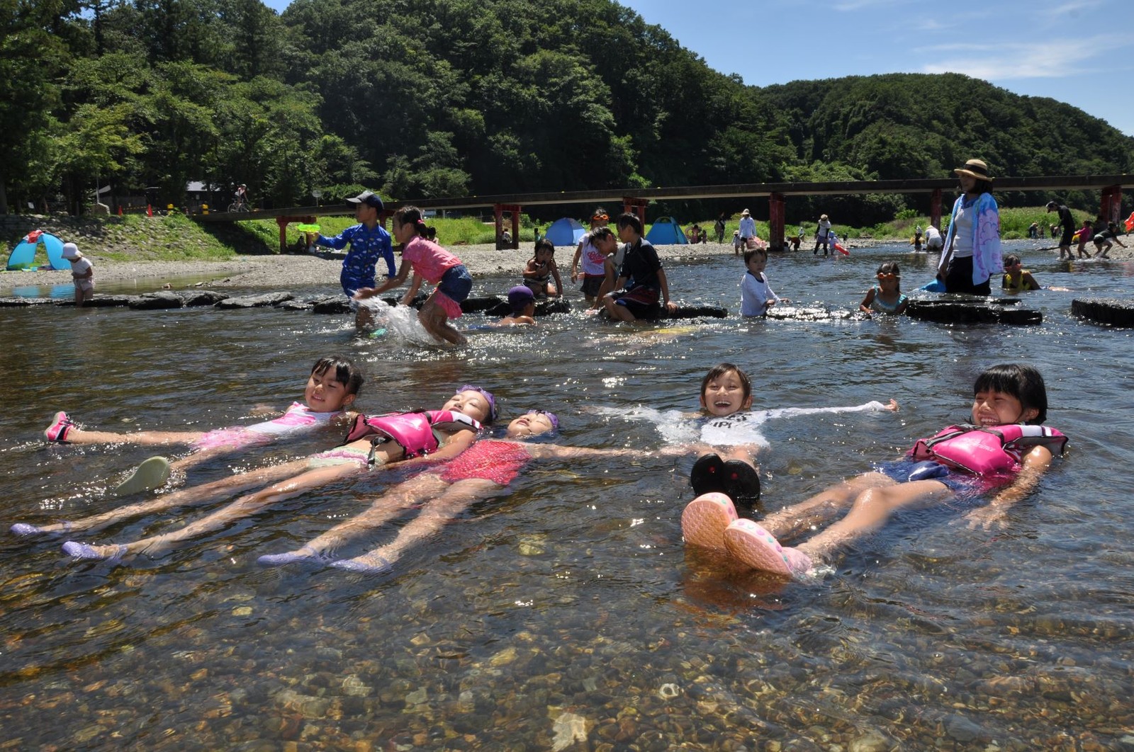 川遊びやバーベキューが楽しめる「くらかけ清流の郷」