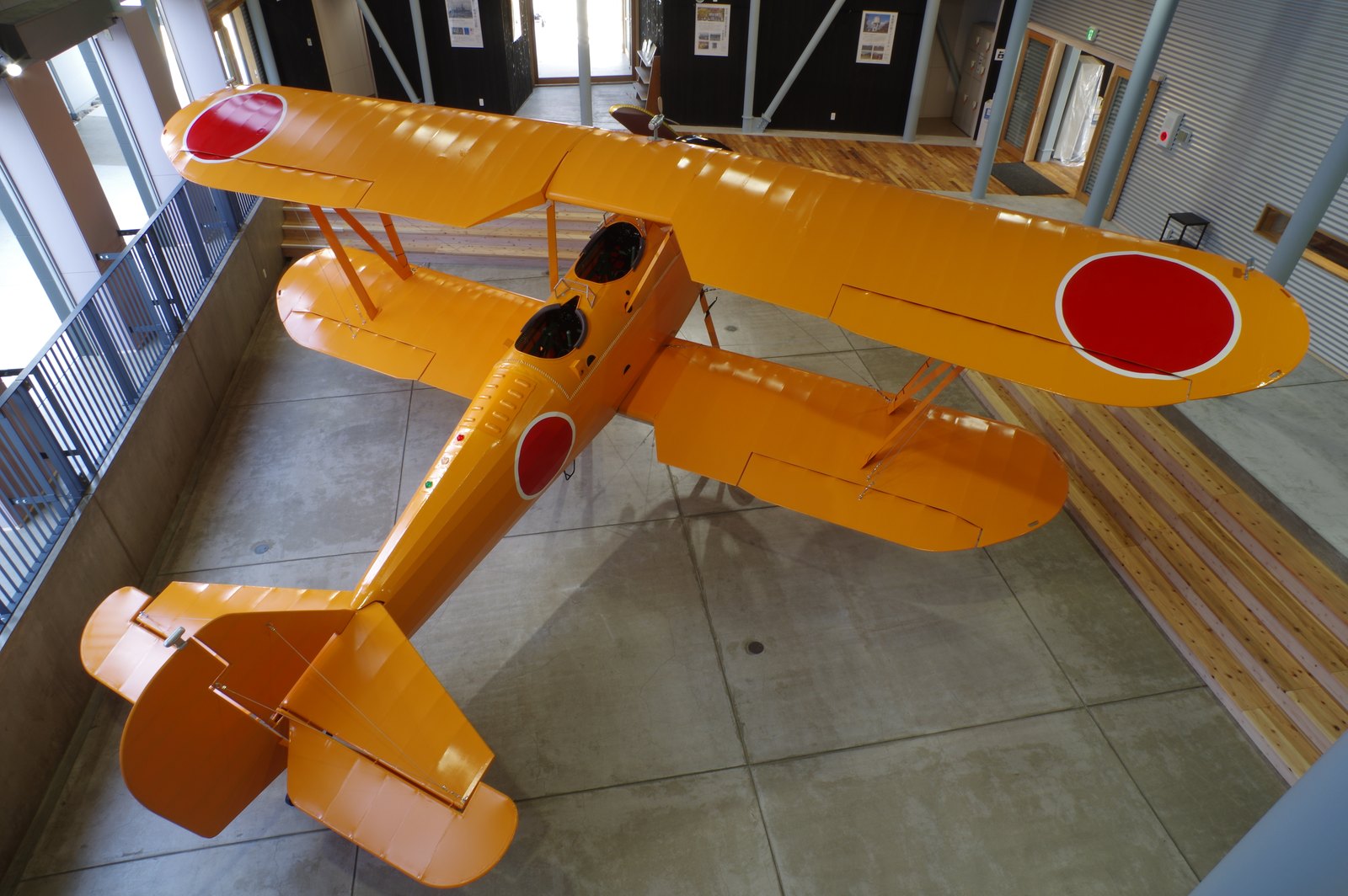 旧日本海軍の練習機を可能な限り再現した模型
