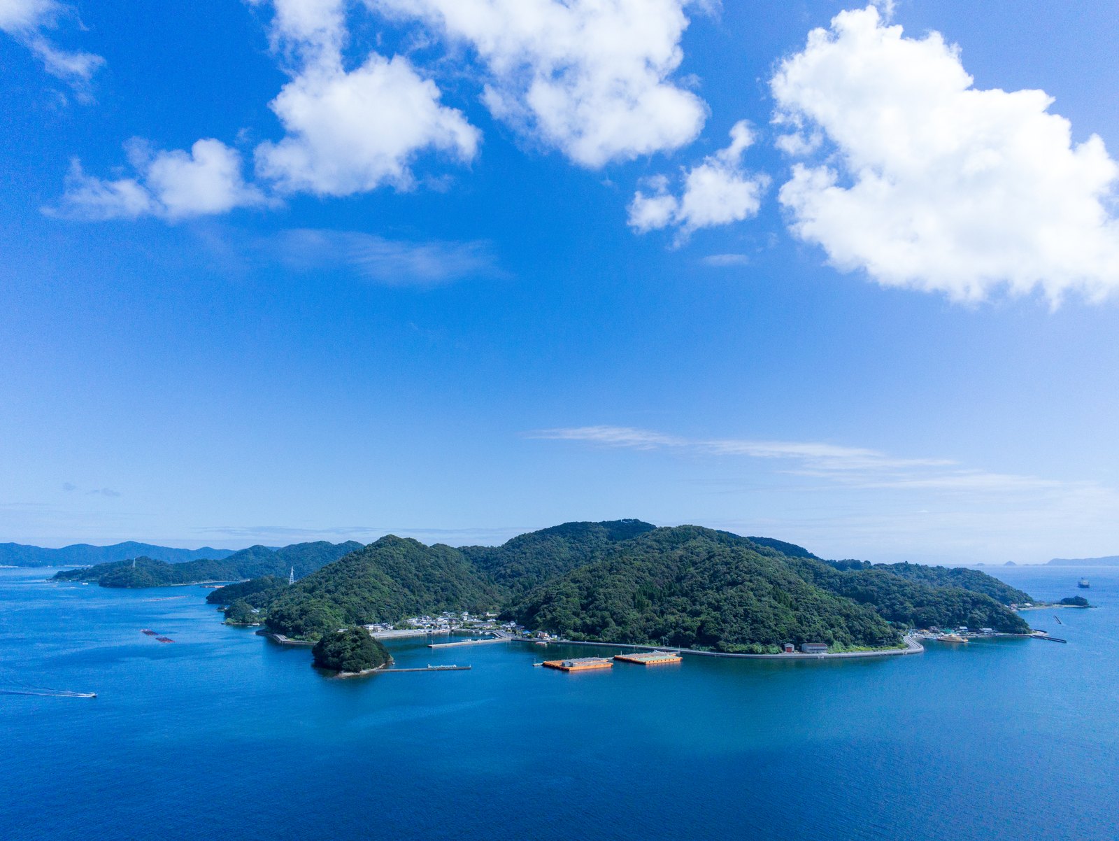 佐伯市の有人4島のひとつ、大入島（おおにゅうじま）の風景